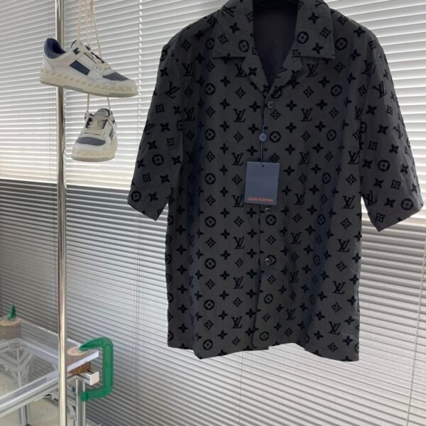 L X V T-Shirt Shorts £¨Suit£©SUNGLASSES