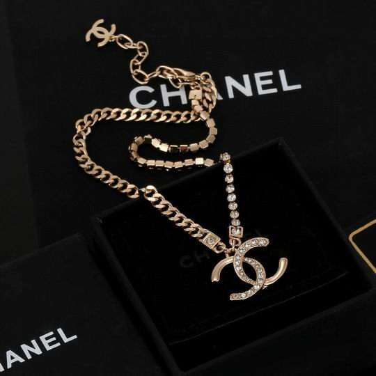 Chane NecklaceSUNGLASSES