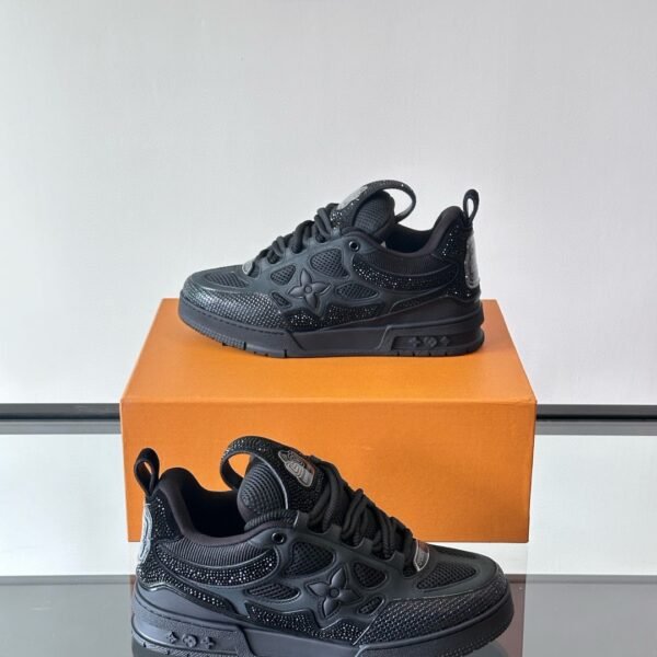 L X V Skate SneakerSUNGLASSES