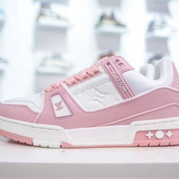 L X V TRAINER SneakersSUNGLASSES
