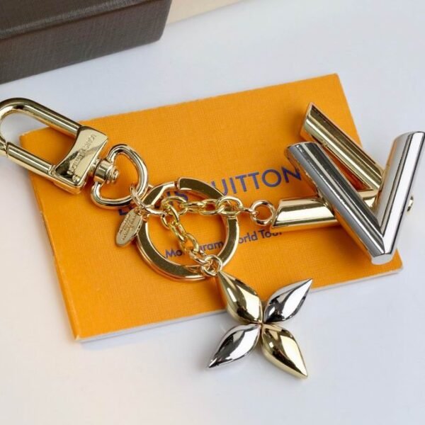 L X V Key Ring