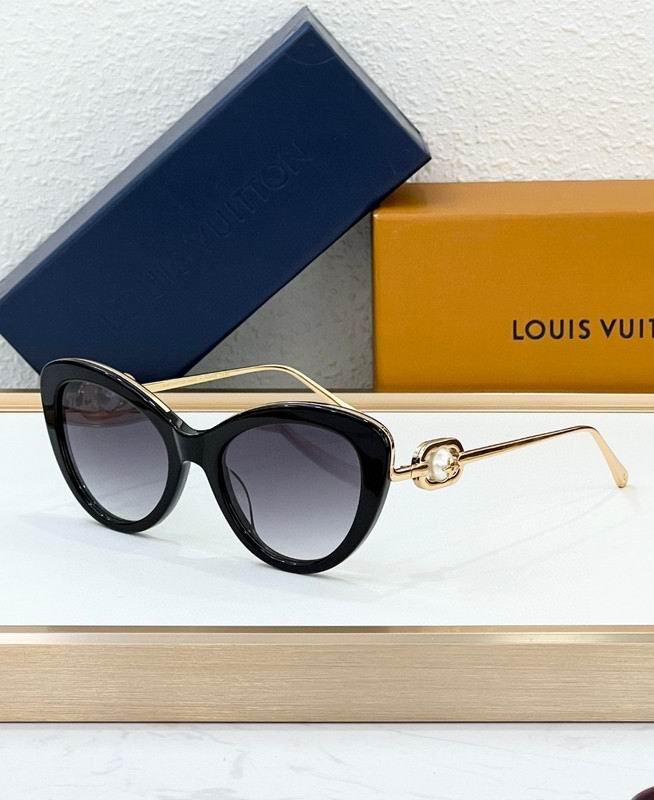 L X V SunglassesSUNGLASSES