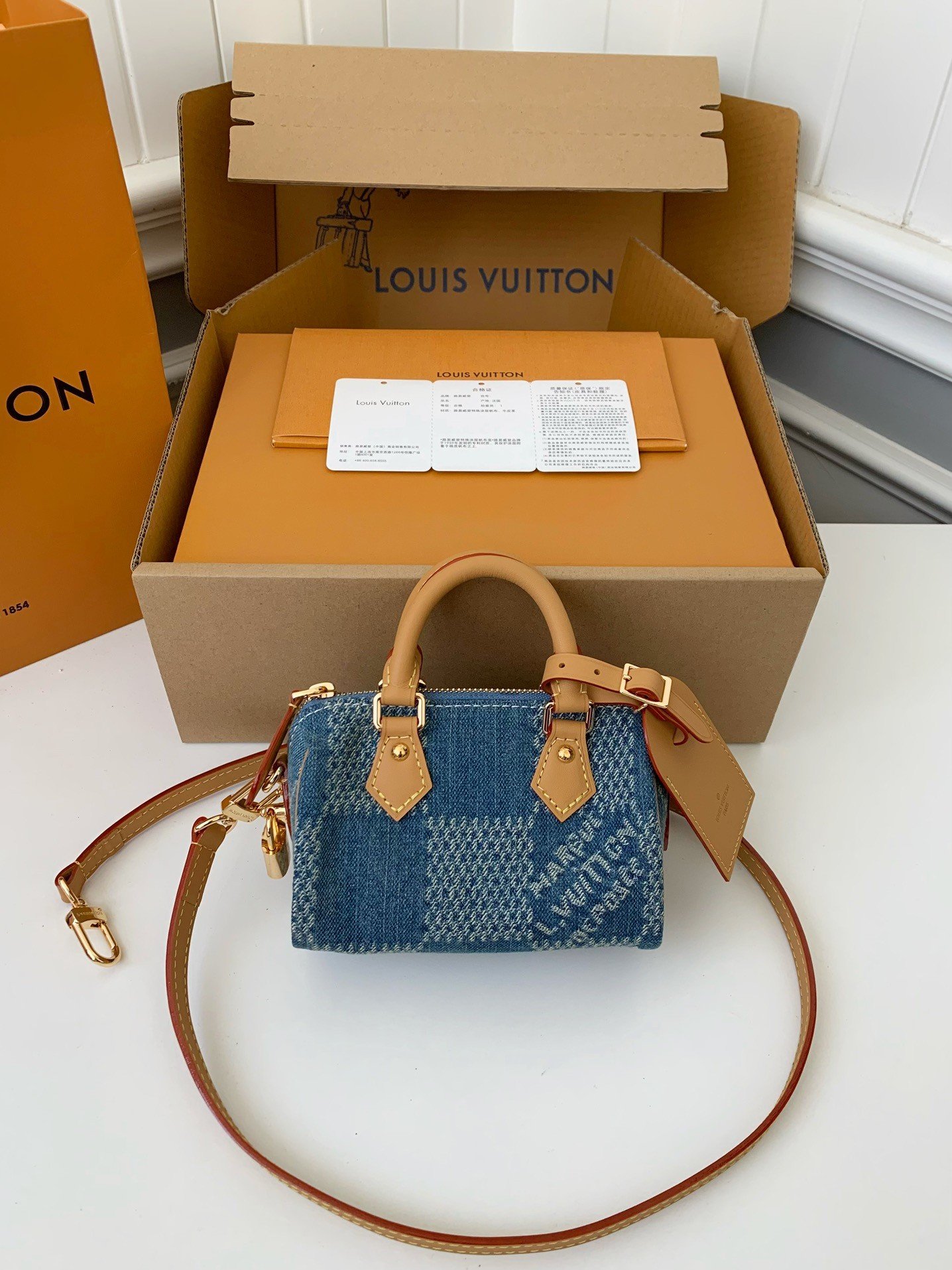 L X V The new SPEEDY 18bandouli ère tannin denim handbag  N40682  Size：18*12*10cm