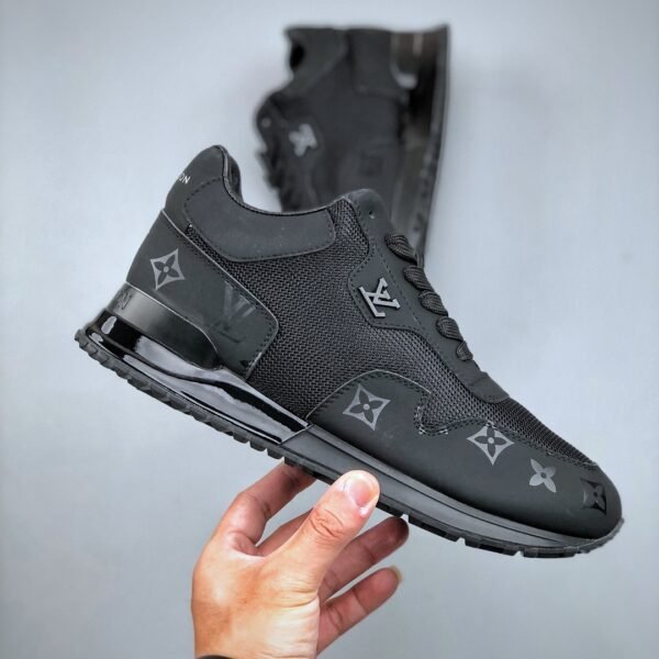 L X V Archlight SNEAKERSSUNGLASSES