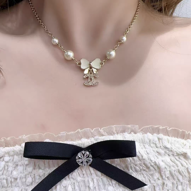 Chane NecklaceSUNGLASSES