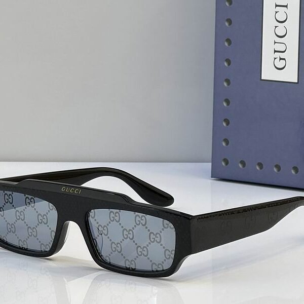 GUC SunglassesSUNGLASSES