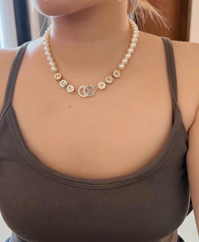 Chane NecklaceSUNGLASSES