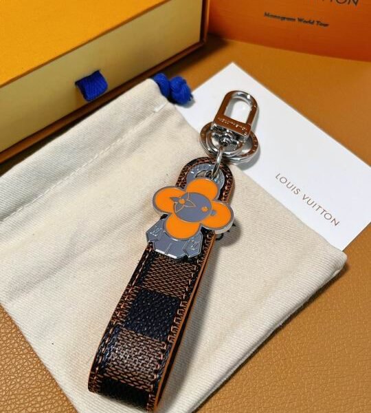 L X V Key Ring(Multiple colors)