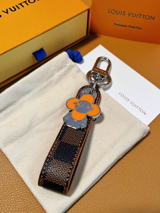 L X V Key Ring（Multiple colors）