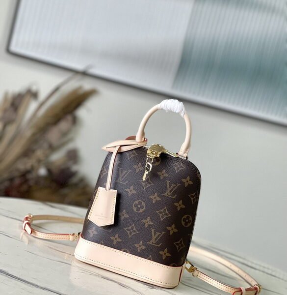 L X V ALMA Backpack 15x20x10cm（Multiple colors）