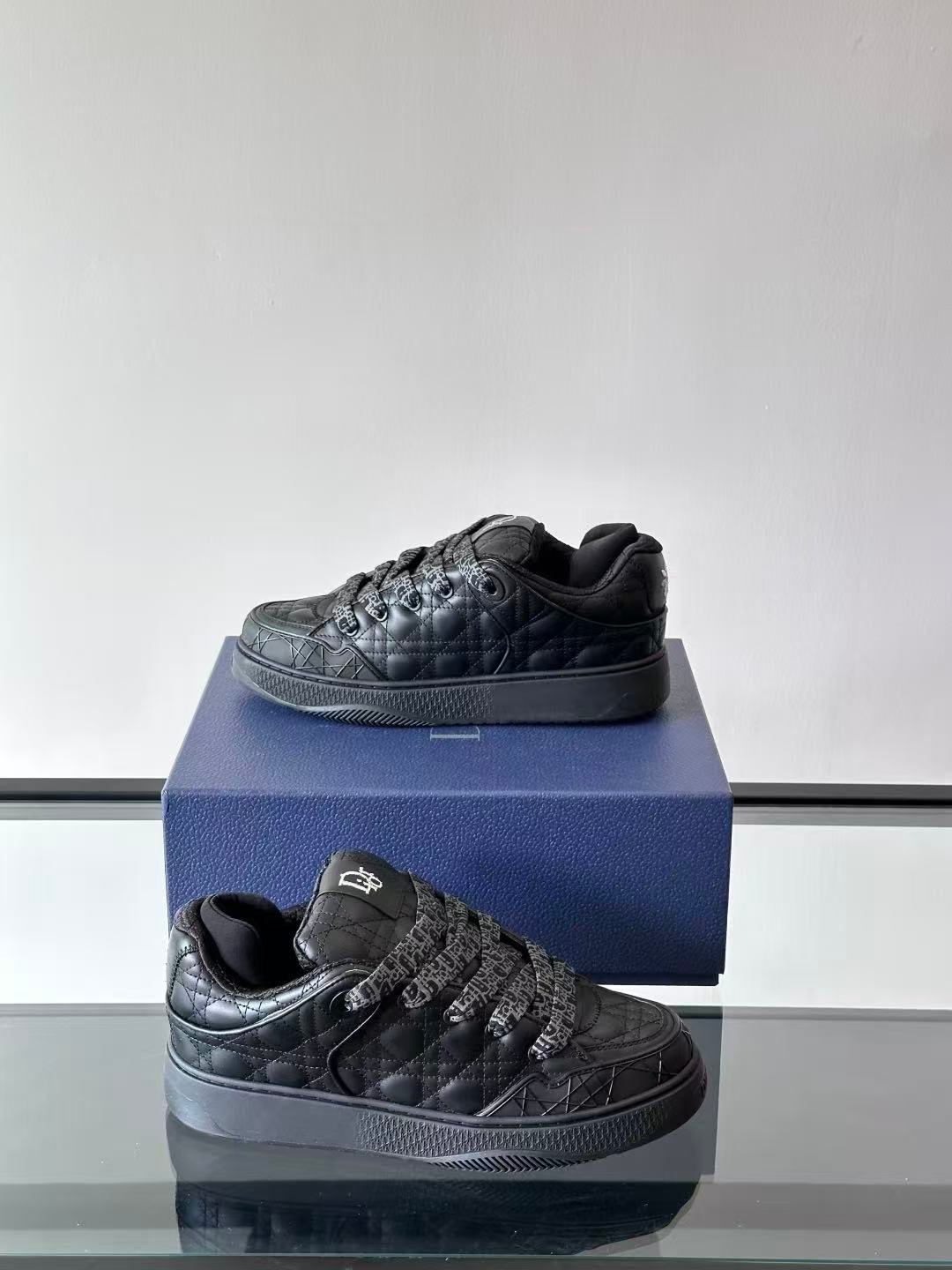 DR B9S  SneakerSUNGLASSES