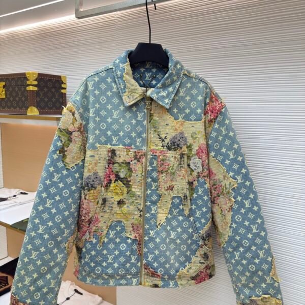 LV X Handcrafted floral patchwork cotton-padded jacketSUNGLASSES