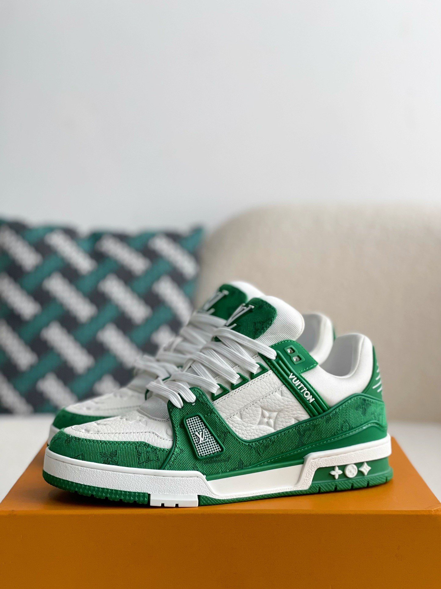 L X V TRAINER 1A8FN8 SneakersSUNGLASSES
