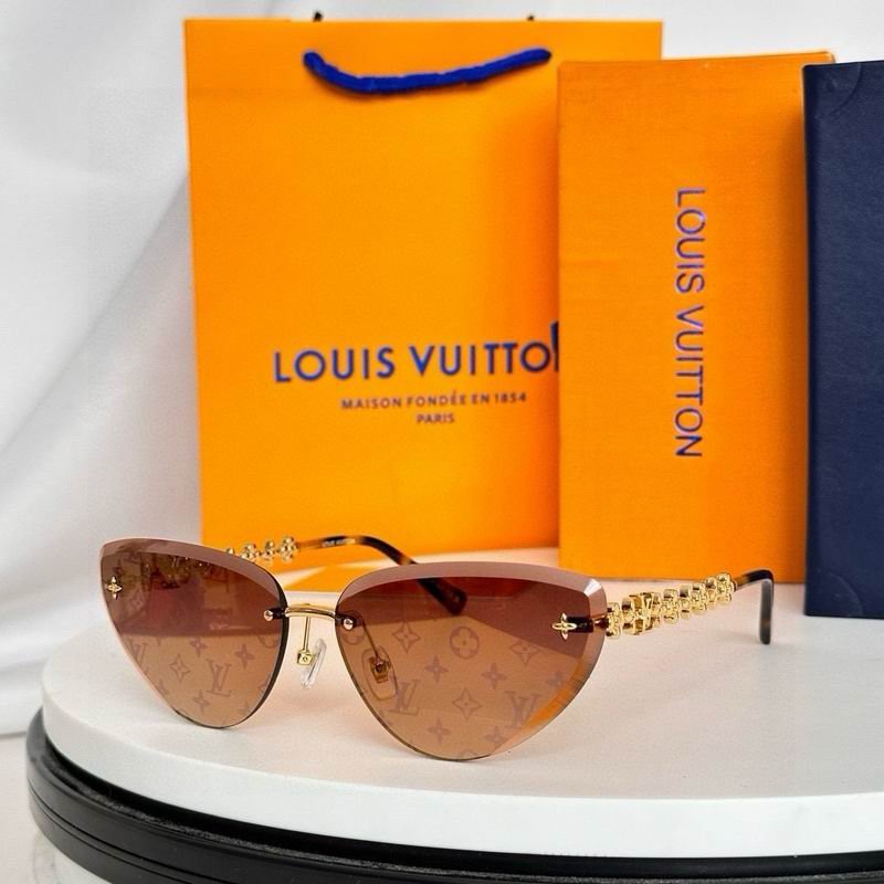 L X V SunglassesSUNGLASSES