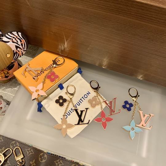 L X V Key Ring（Multiple colors）