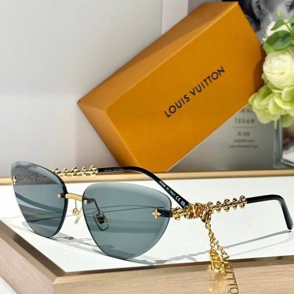 L X V SunglassesSUNGLASSES
