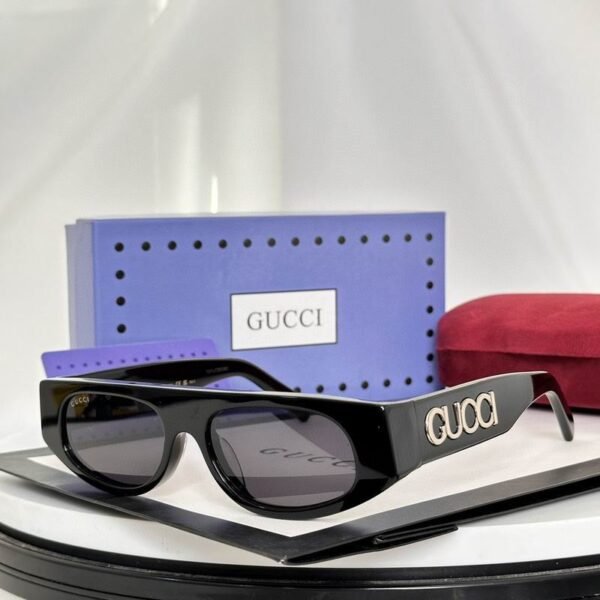GUC SunglassesSUNGLASSES