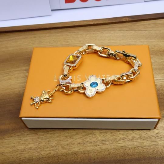 L&V Bracelet 01lyh1007SUNGLASSES