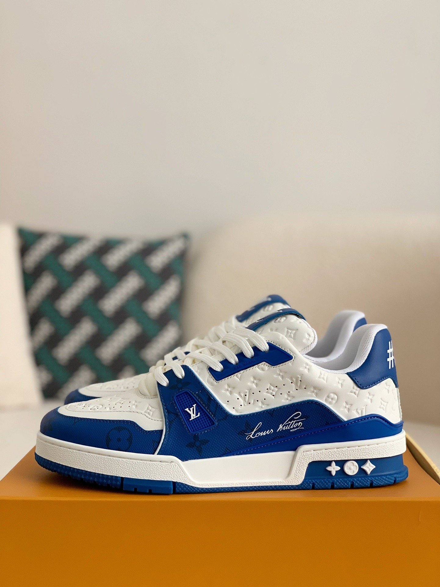 L X V TRAINER Sneakers Top qualitySUNGLASSES