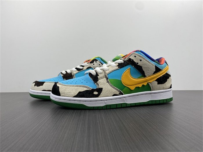 NK SB Dunk Low Ben & Jerry's Chunky Dunky CU3244-100SUNGLASSES