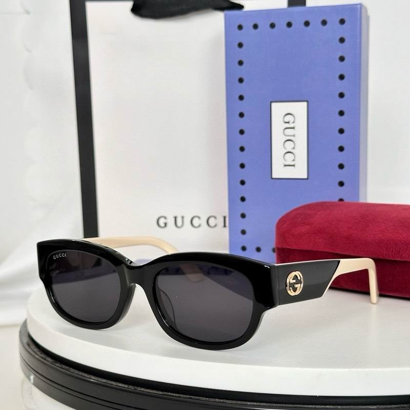 GUC SunglassesSUNGLASSES