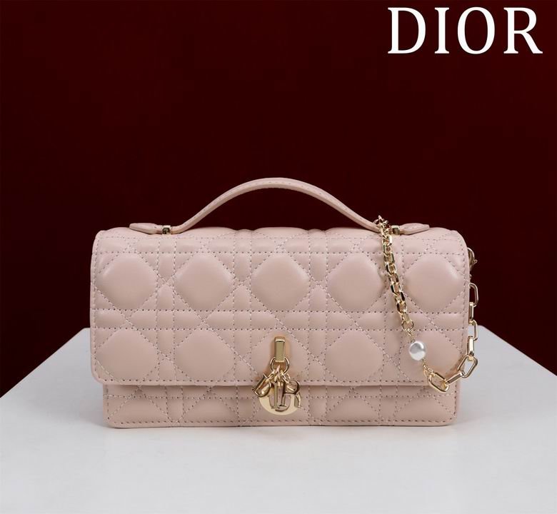 DR Shoulder bag 21X11.5X4.5cm（Multiple colors）
