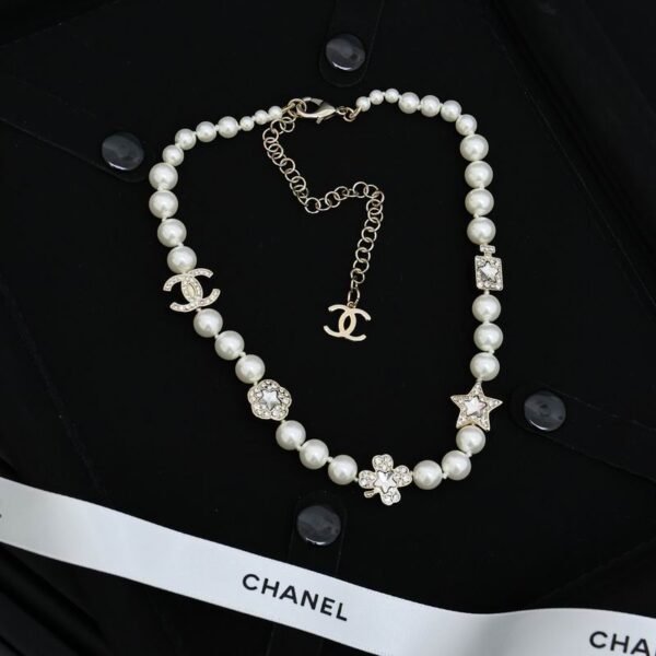 Chane NecklaceSUNGLASSES