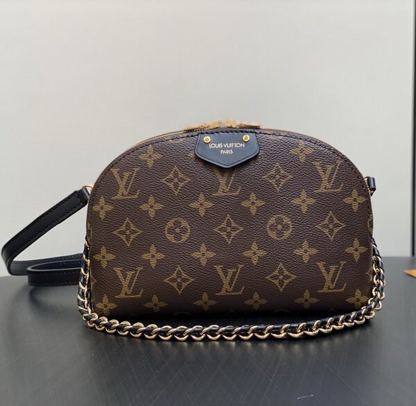 L X V Bag 15x7x27cm