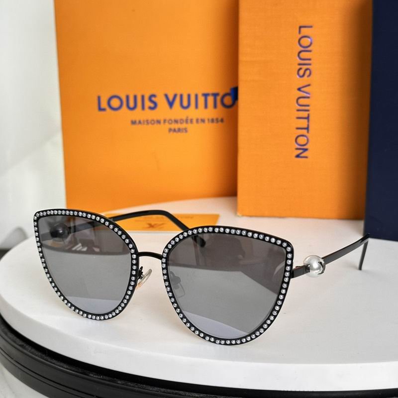 L X V SunglassesSUNGLASSES