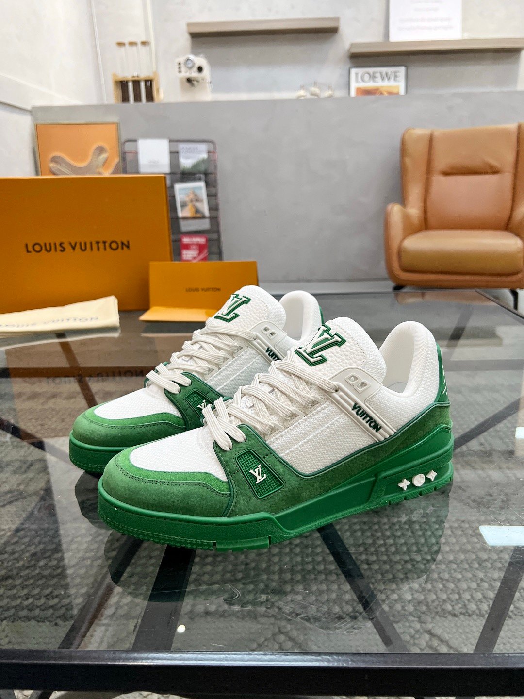 L X V TRAINER SneakersSUNGLASSES