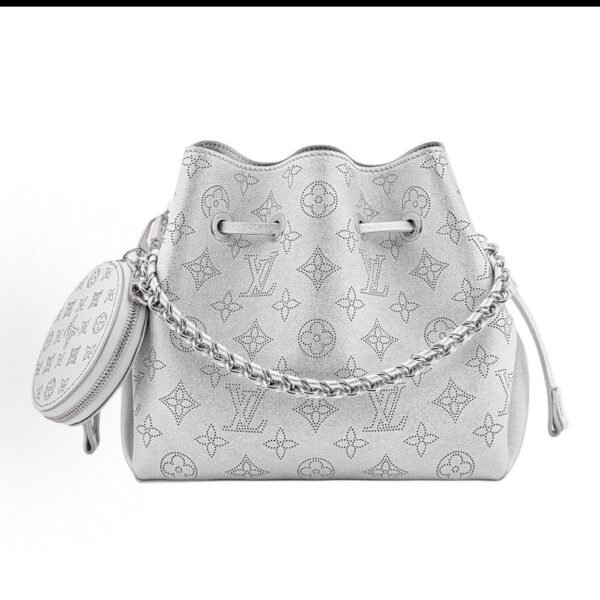 L X V Shoulder bag 22x14x19cm(Multiple colors)