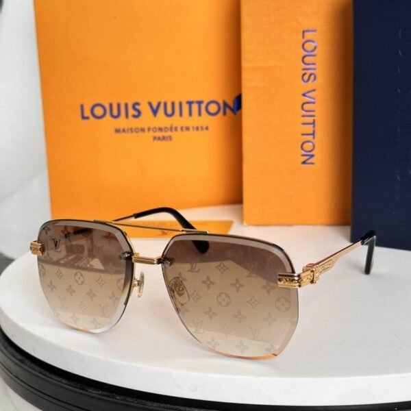 L X V SunglassesSUNGLASSES