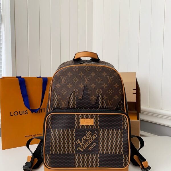 L X V × NIGO Campus 30*39*13cm