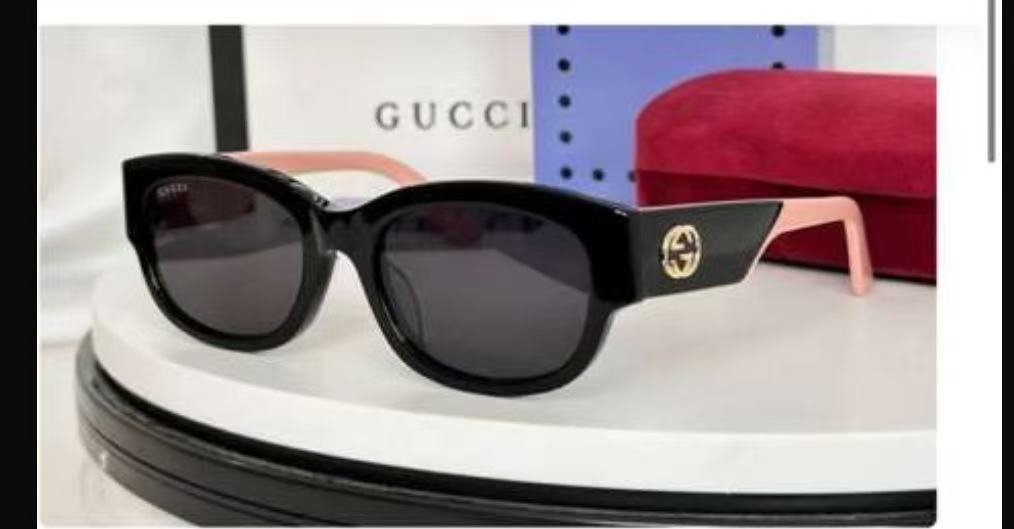 Exclusive Link：8pcs Handbags，8pcs Wallets&4 Pairs Eyewear