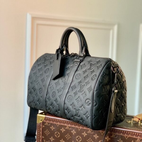 LouisV M22765 Keepall 35 Monogram Shadow (35x21x6cm)