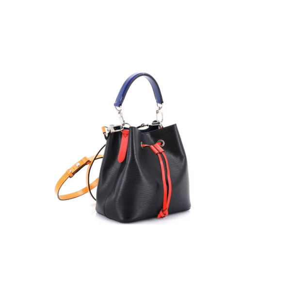 M52853 LouisV NéoNoé BB Bag – Black Epi Leather, 20 × 20 × 13 cm
