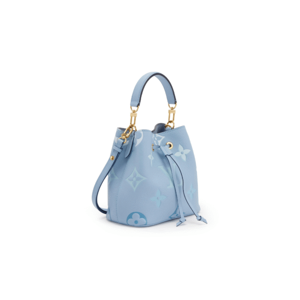 M45709 LouisV NéoNoé BB Bag – Gradient Blue, 20 × 20 × 13 cm